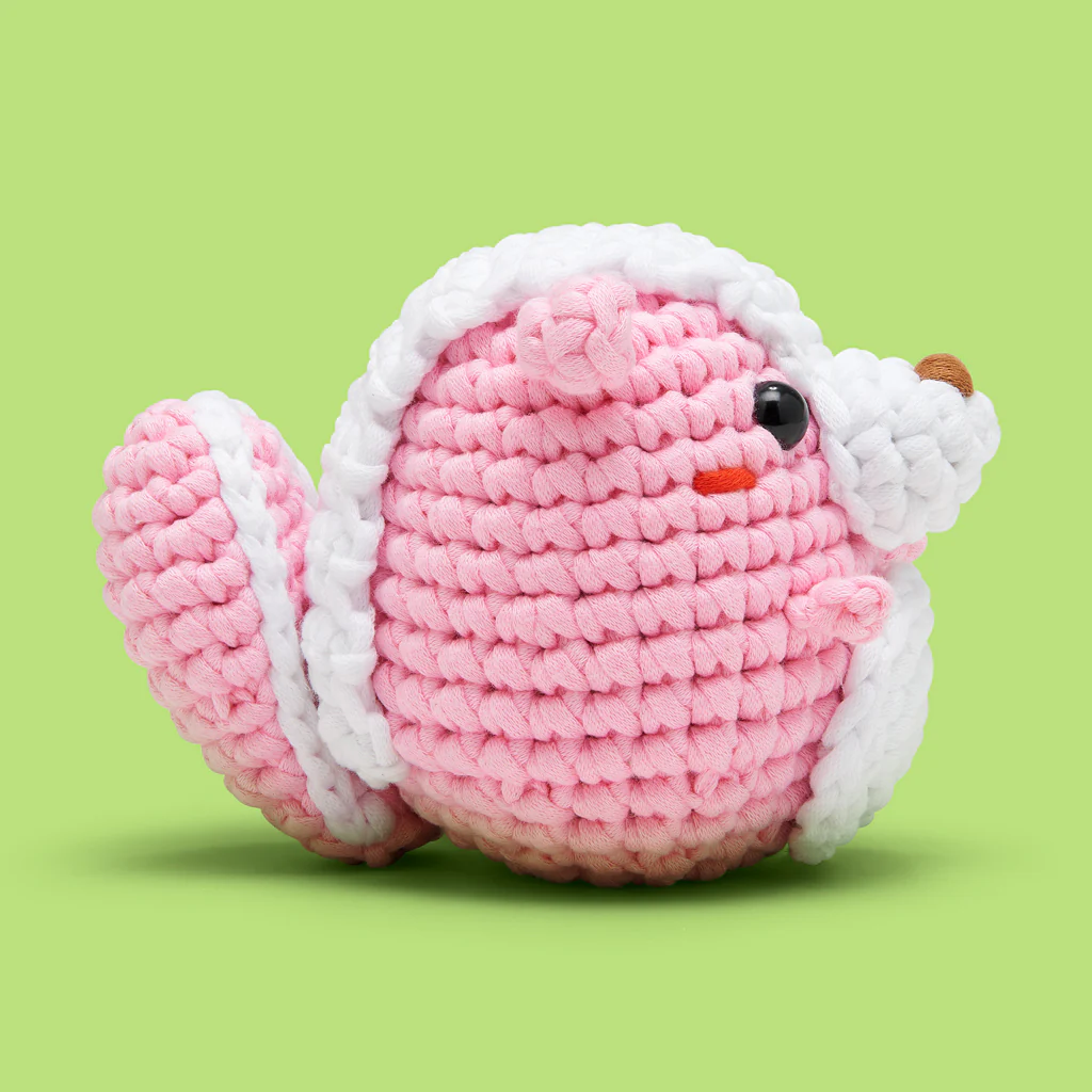 Andre the Skunk Pink Crochet Kit - Image 2